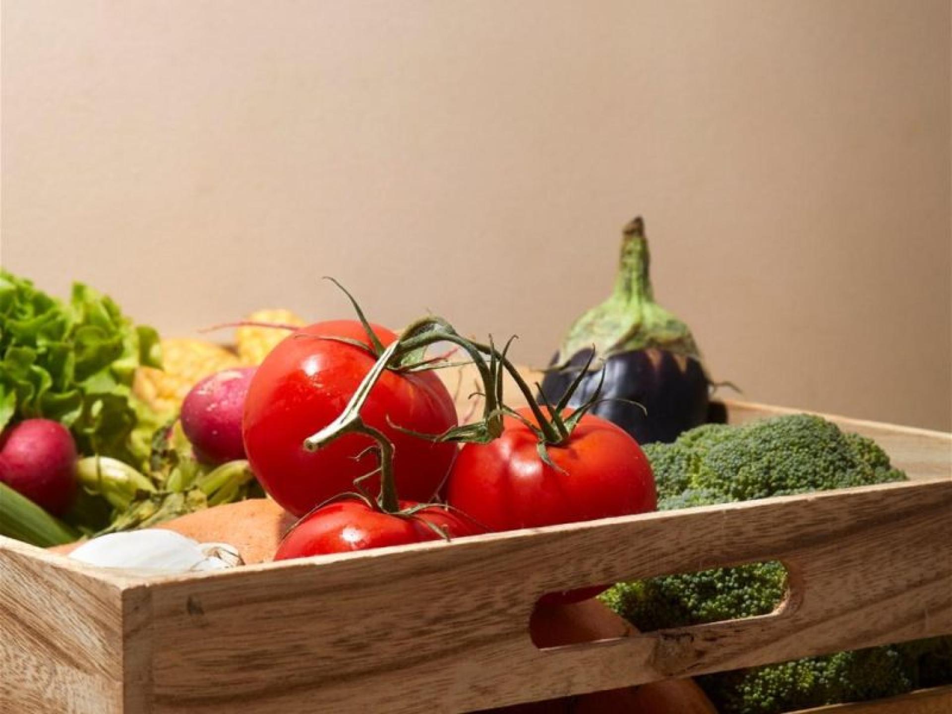 Wholesale Fruit & Veg 682407 1