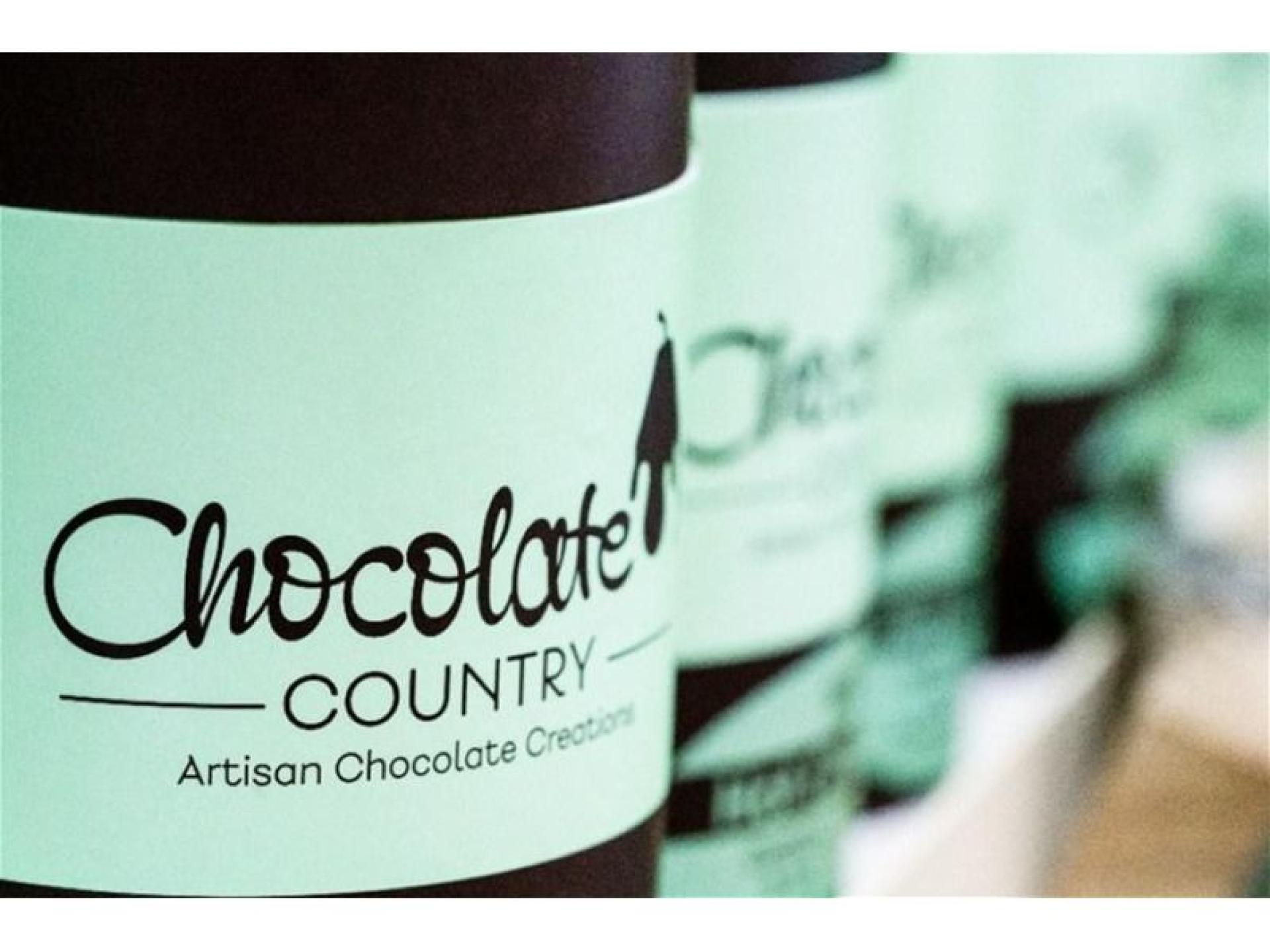 Iconic Artisan Chocolate Retail 672111 3