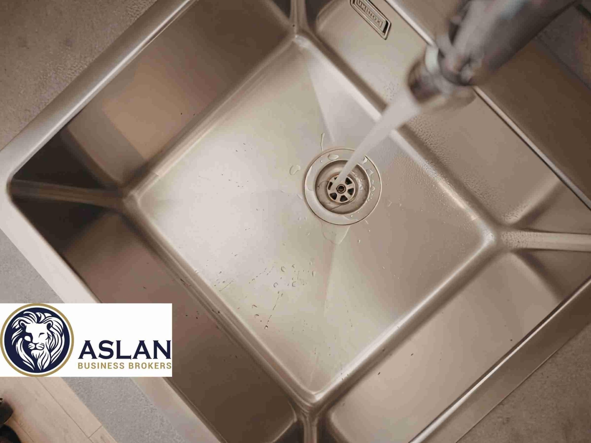 Wholesale Bathroom/kitchen Supplies Business 680723 2