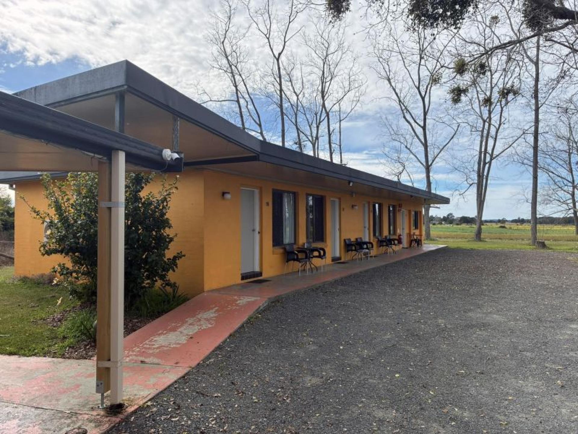 Taree Freehold Motel With 686349 1