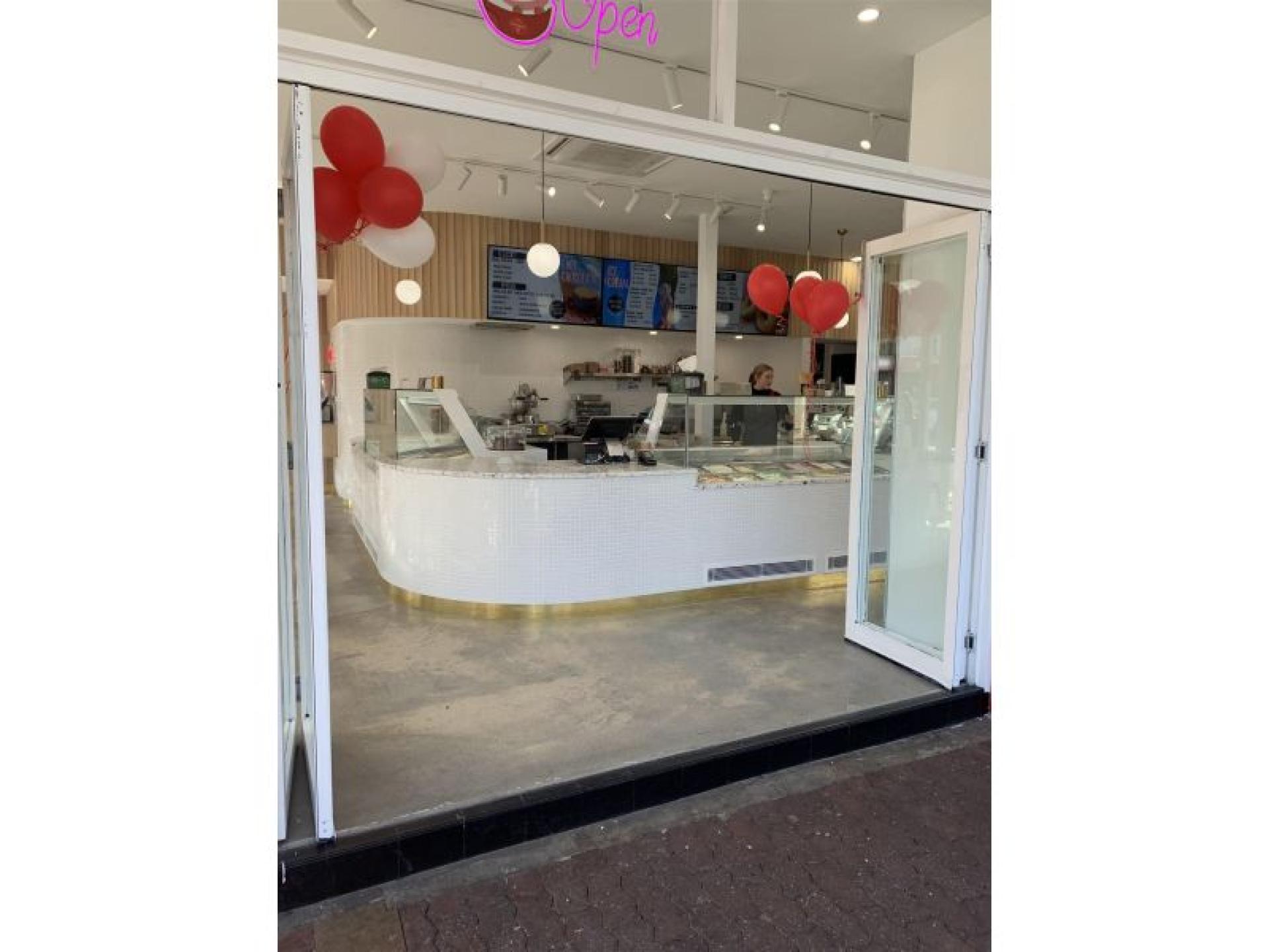 **under Contract** Profitable Glenelg 680481 2