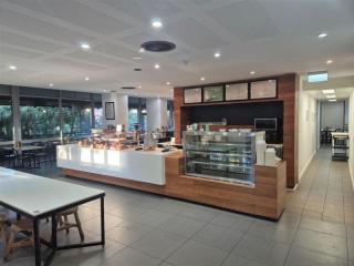 Perth Uni Cafe in Top Location