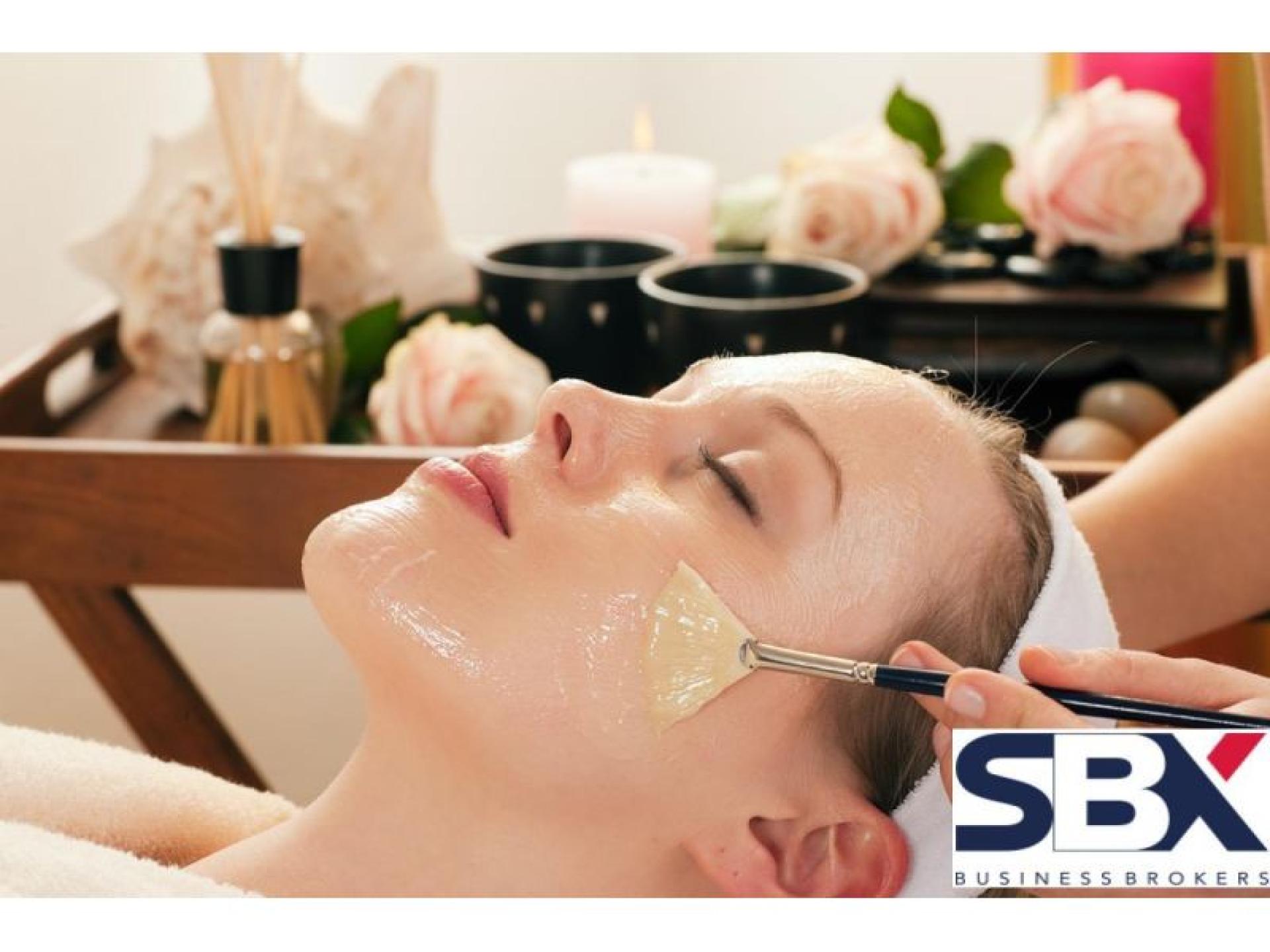 Beauty & Skin Clinic 678821 1