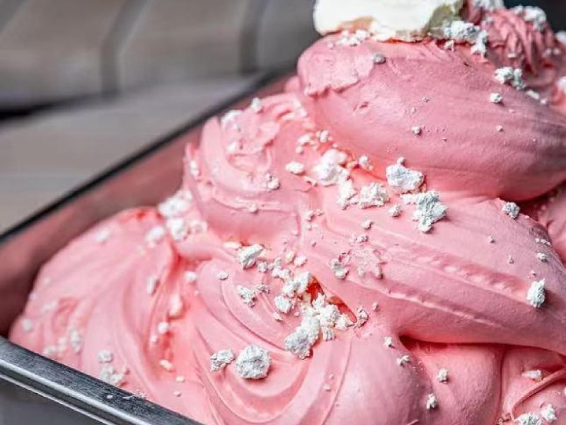 Premium Ice Cream & 673613 2