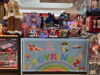 Well-Established Toy Retail Business For Sale - Prime Perth Metro, WA - Major Shopping Centres - Impressive Turnover: $130K to $350K - High Foot Traff