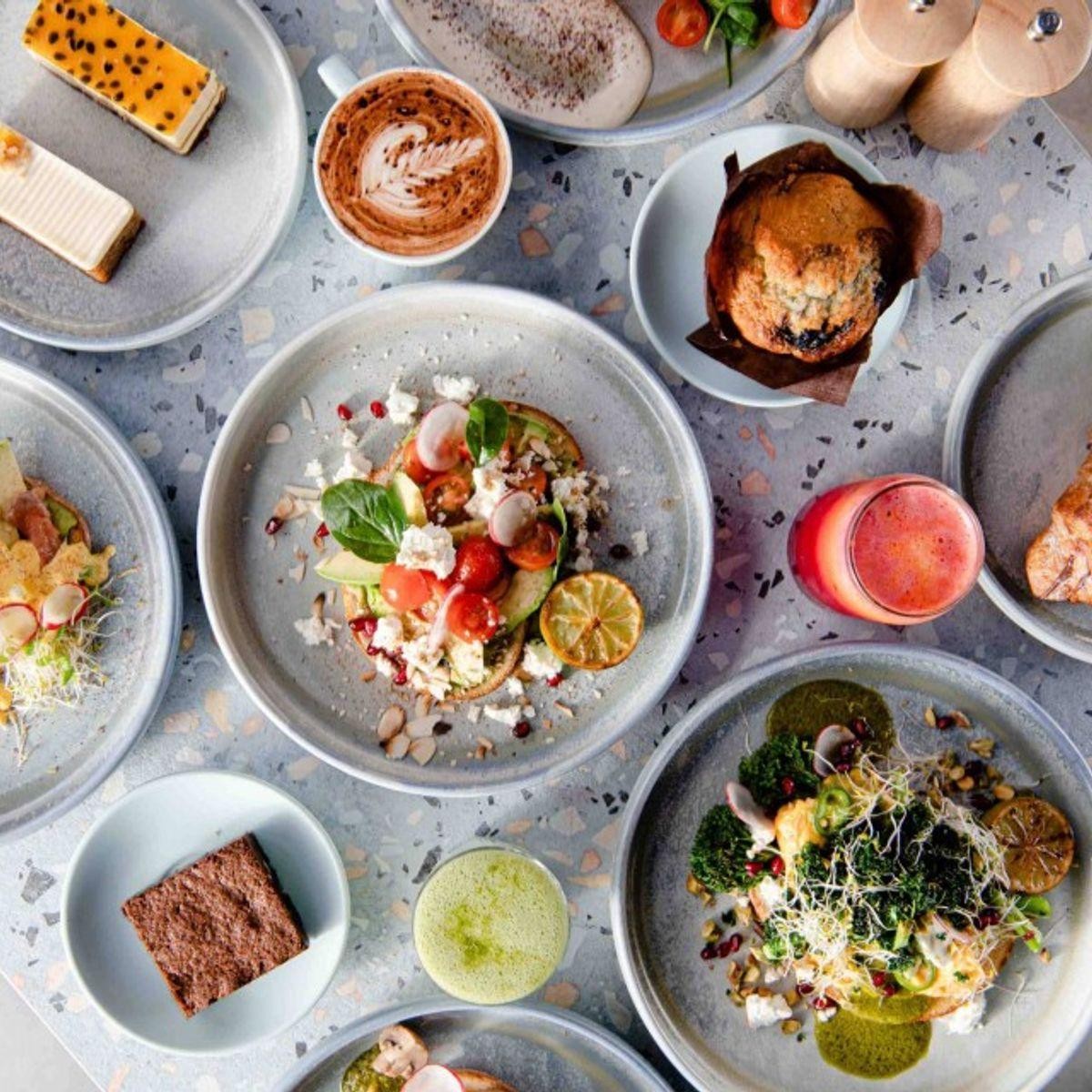 Popular Durk's Cafe + 680975 3