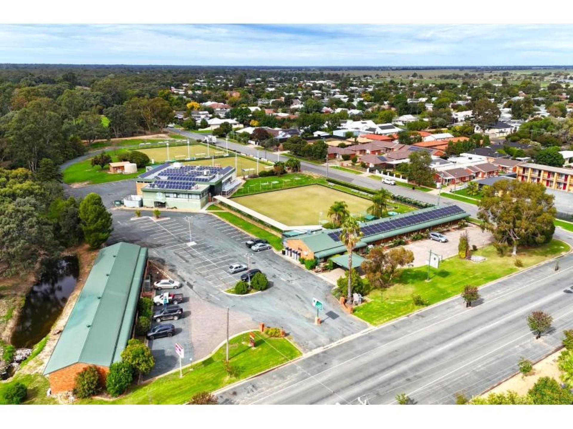 Leasehold - Country Club 680352 2