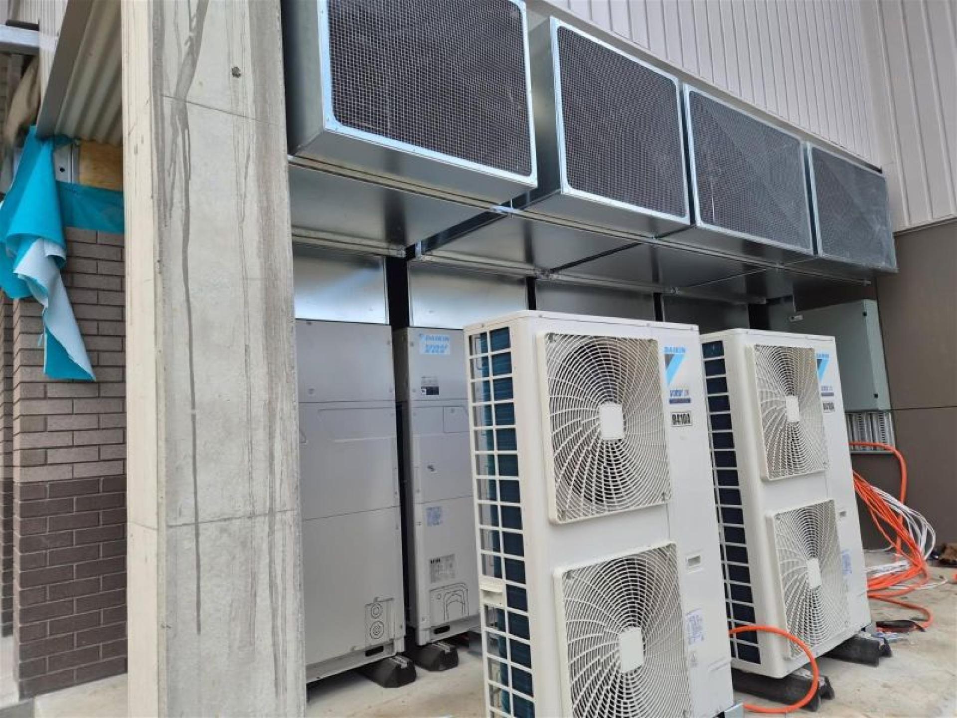 Hvac & Industrial Dust 684342 1