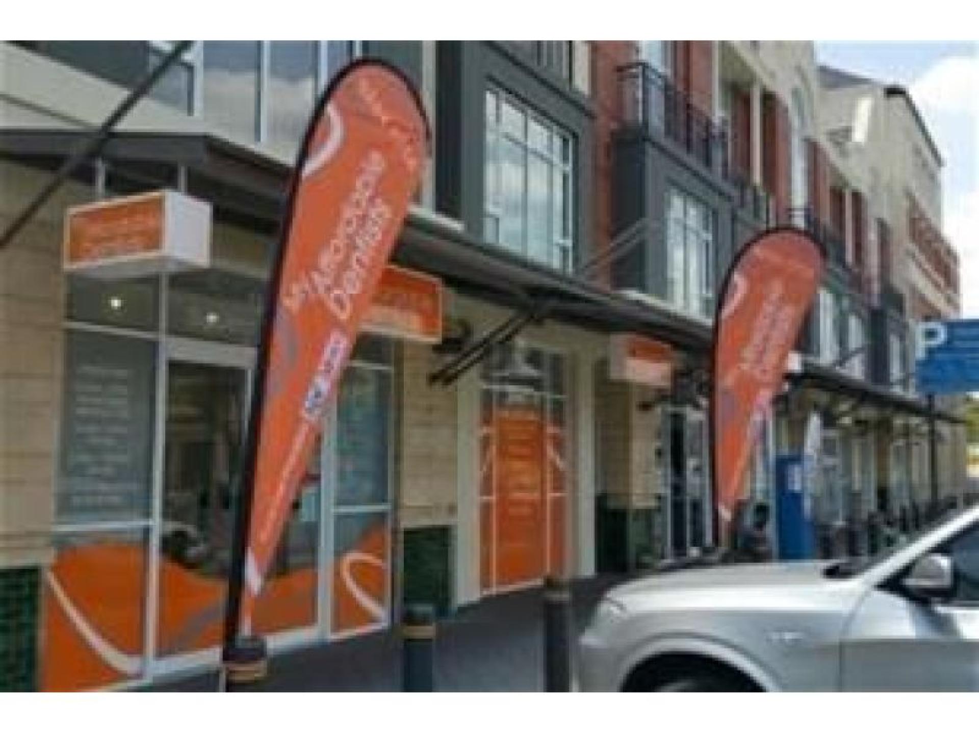 Premium Signage & Graphic 670372 2