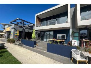 Anglesea Food Hub Turnkey Coastal Setup