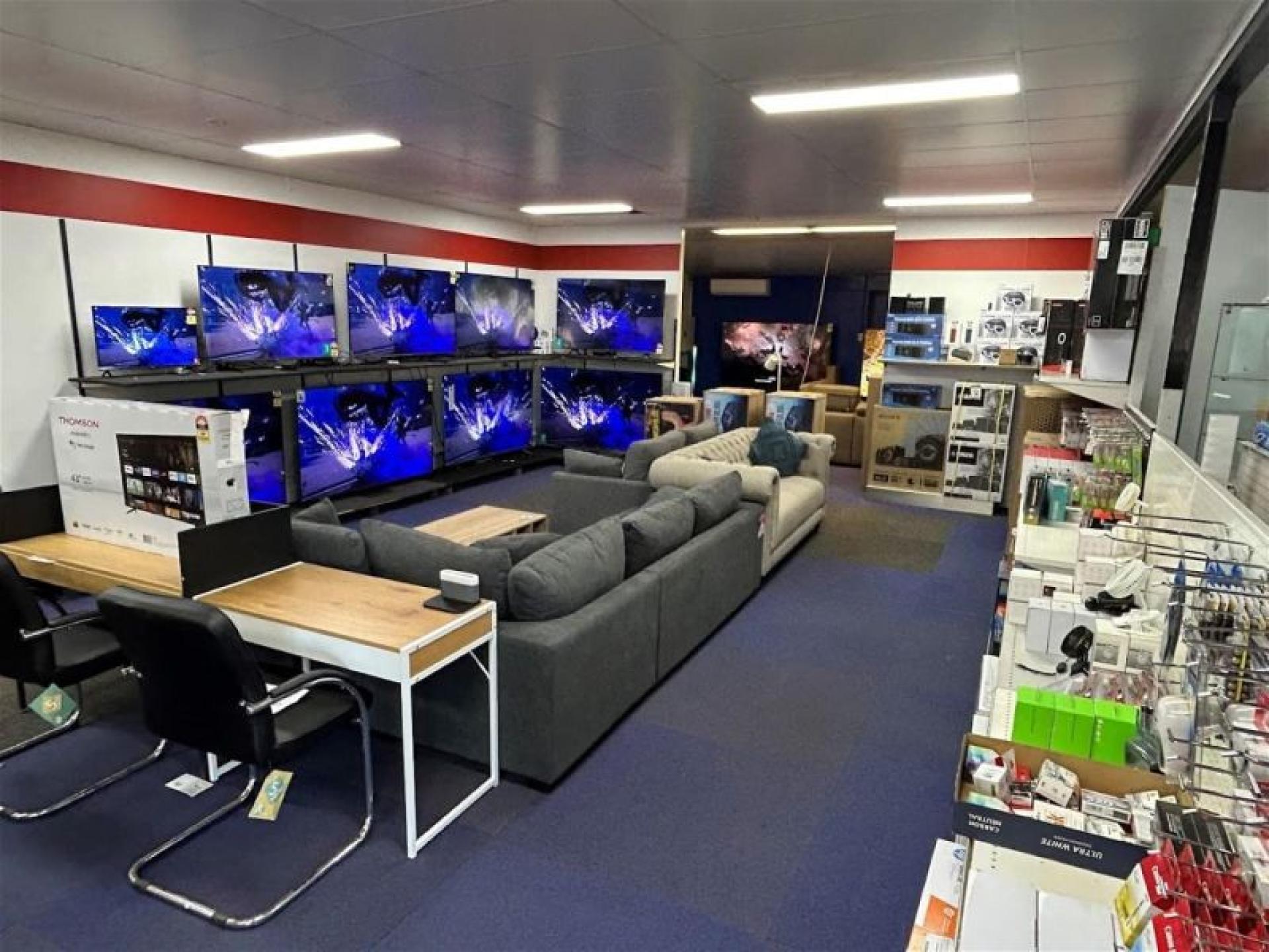 Pilbara Mitre 10 - 669820 3