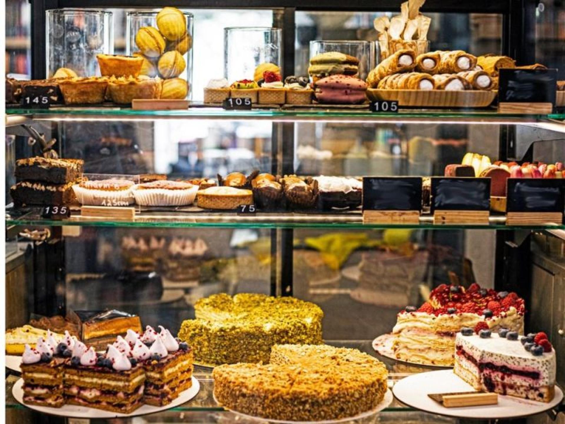 Beautifully Designed Cafe For 681524 1