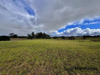 LISTON - VIA STANTHORPE 1 HECTARE SET ON THE TOP OF A RIDGE FOR GREAT VIEWS