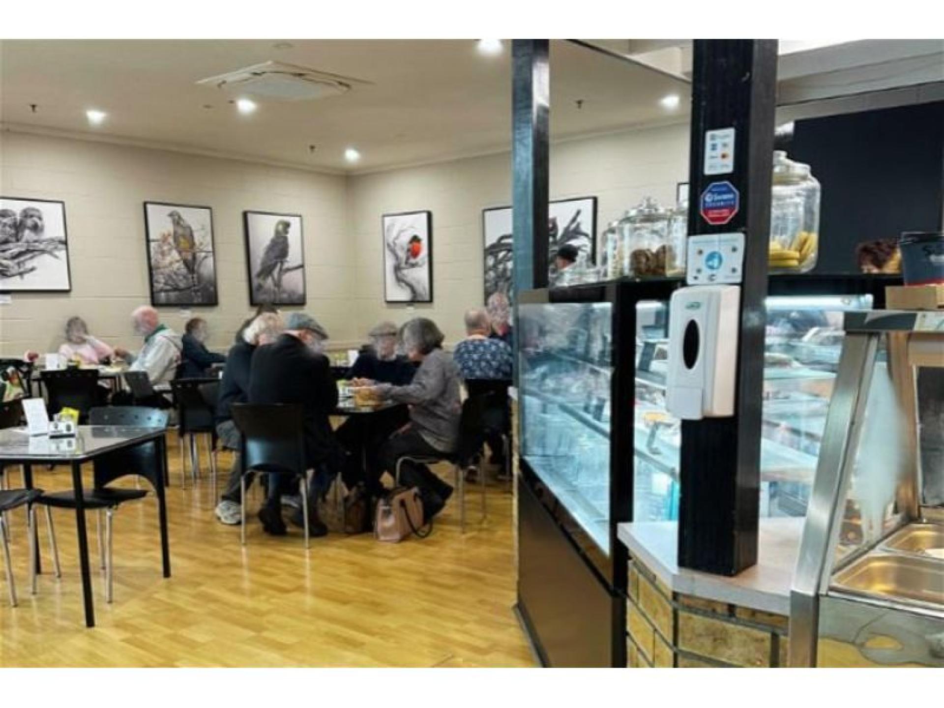 Renowned Cafe - In 682556 3