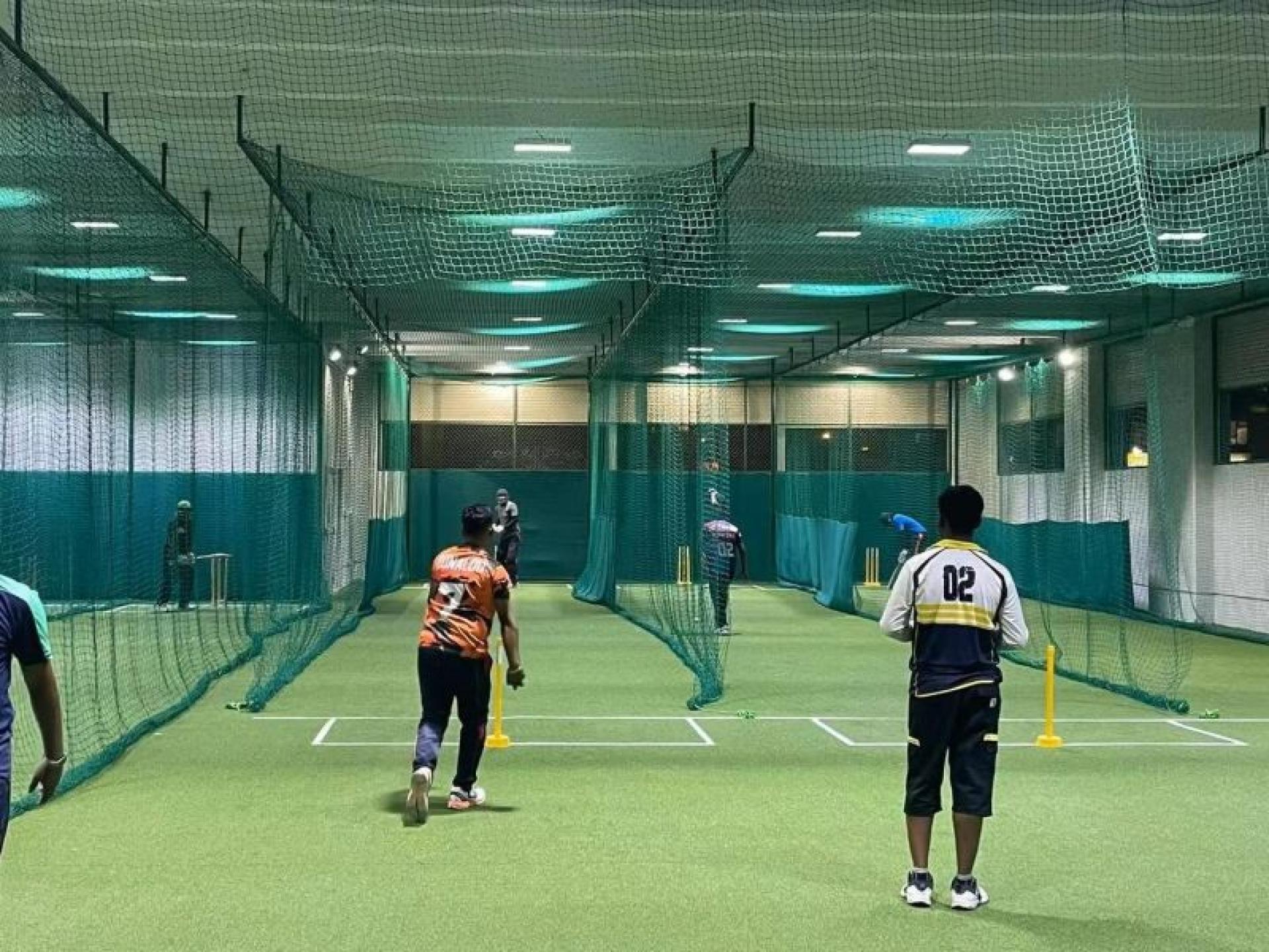 Indoor Sports & Function 679572 1