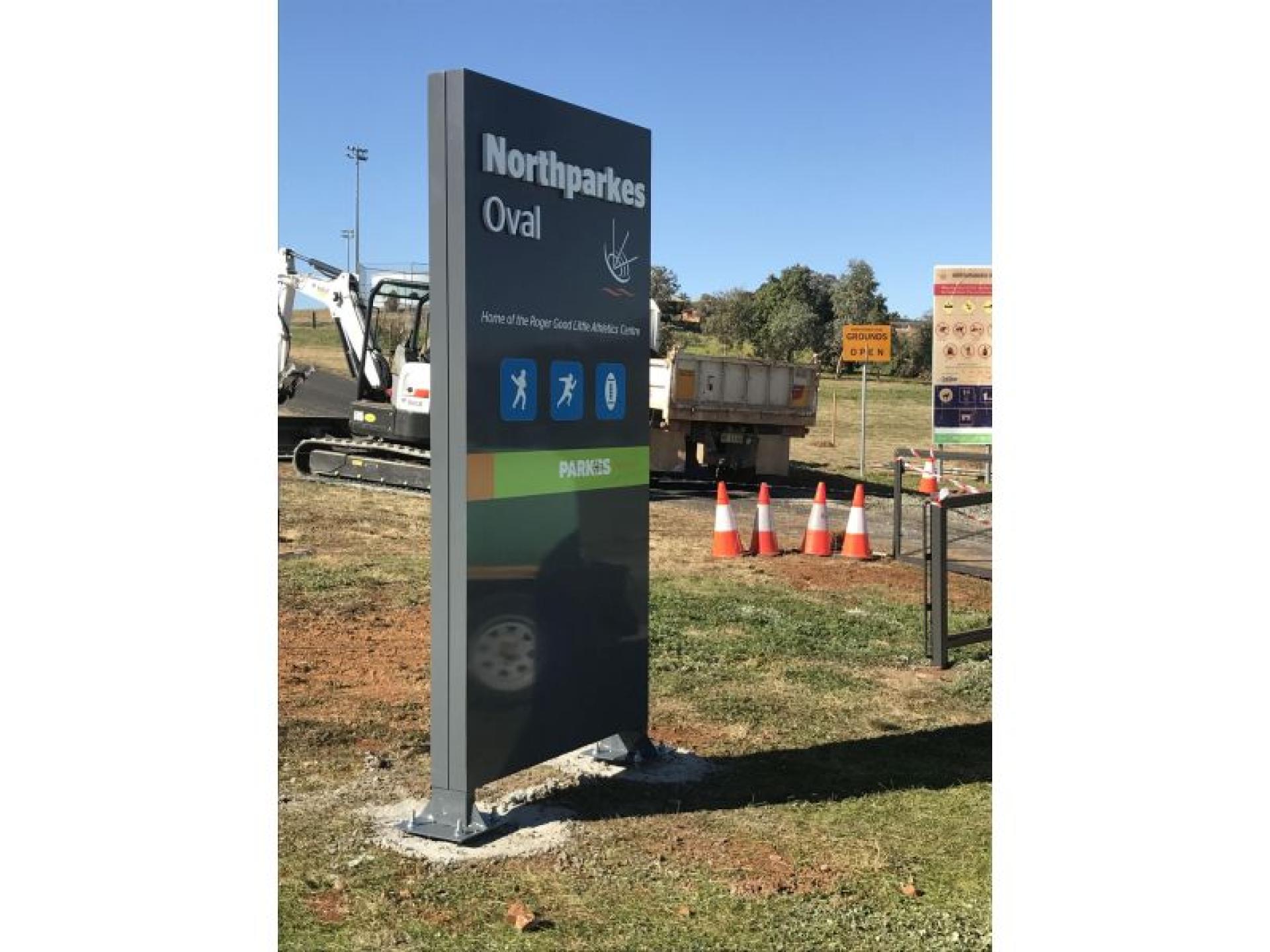Established Signage & Solar 683327 2
