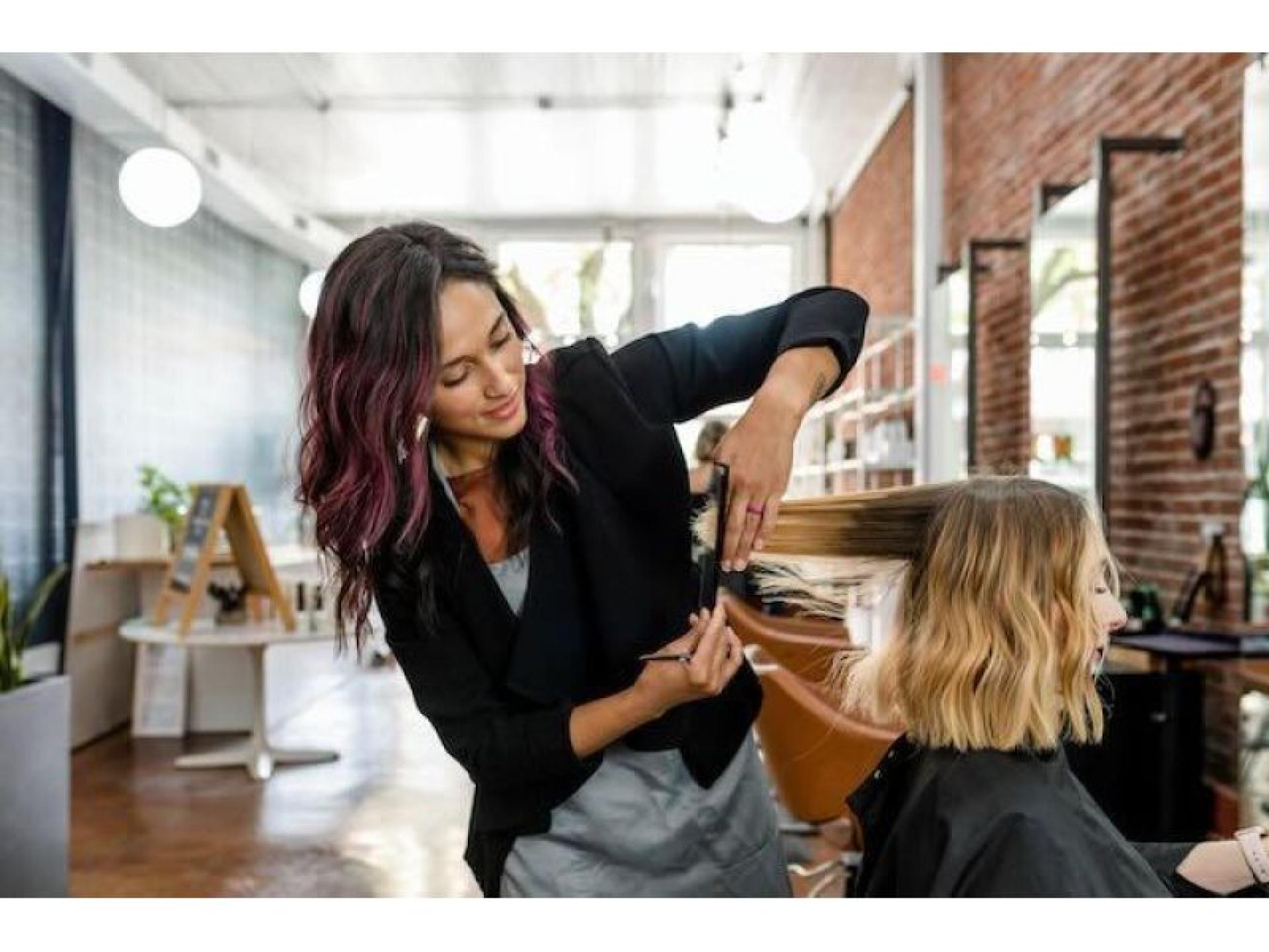 Boutique Salon Opportunity | 682338 1