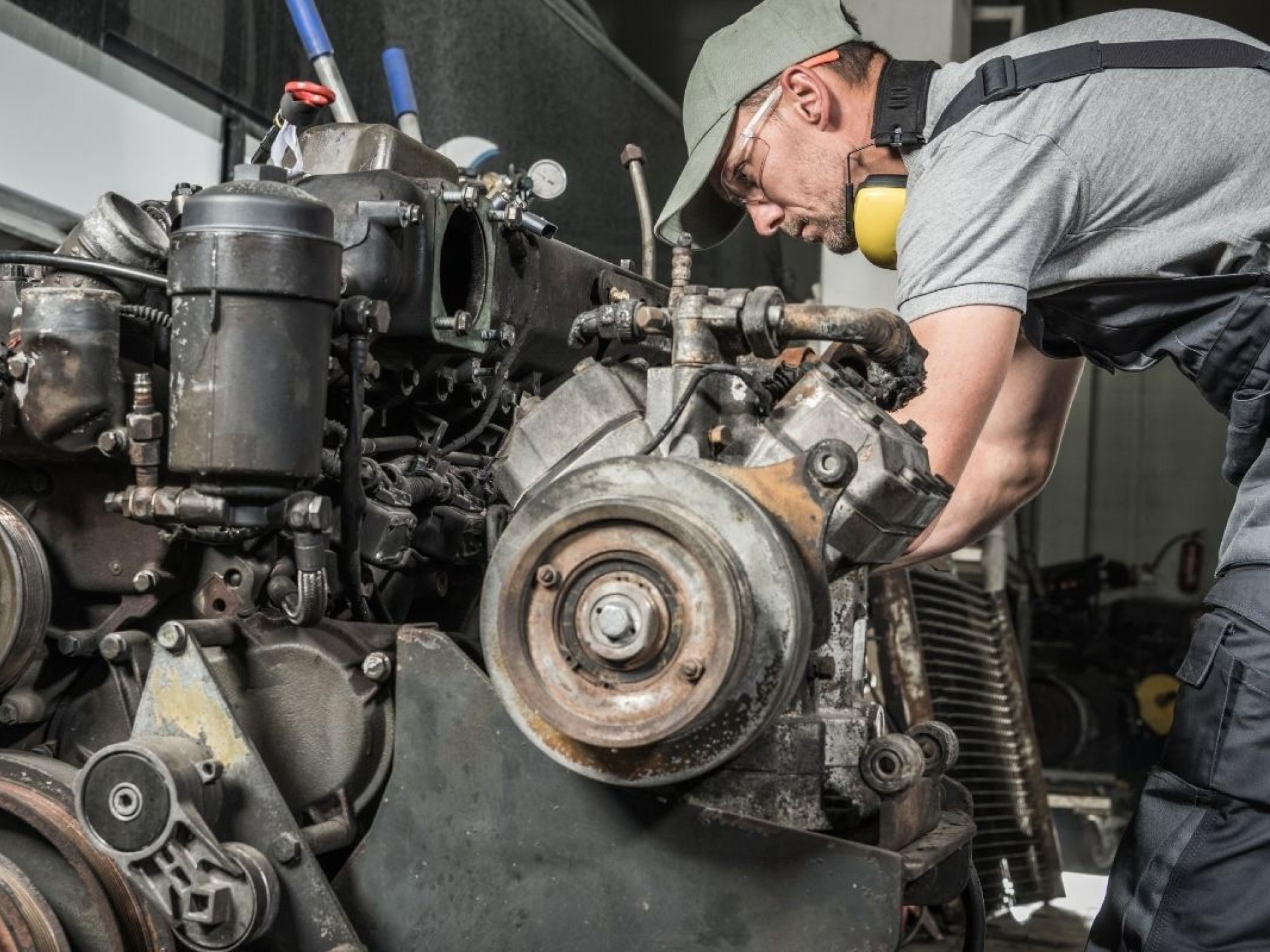 Diversified Mechanical Engineering Business 682832 3