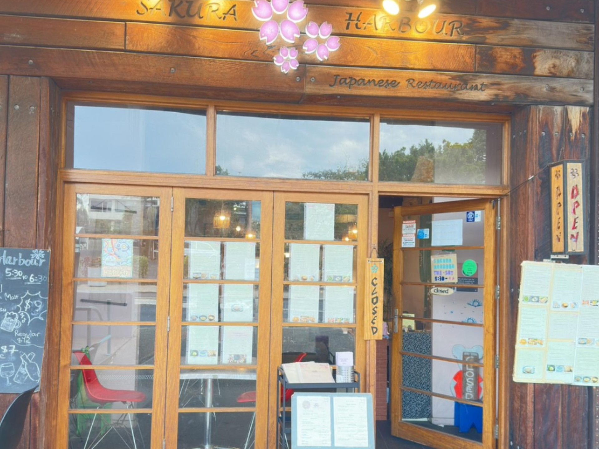 Established Japanese Restaurant – 675421 1