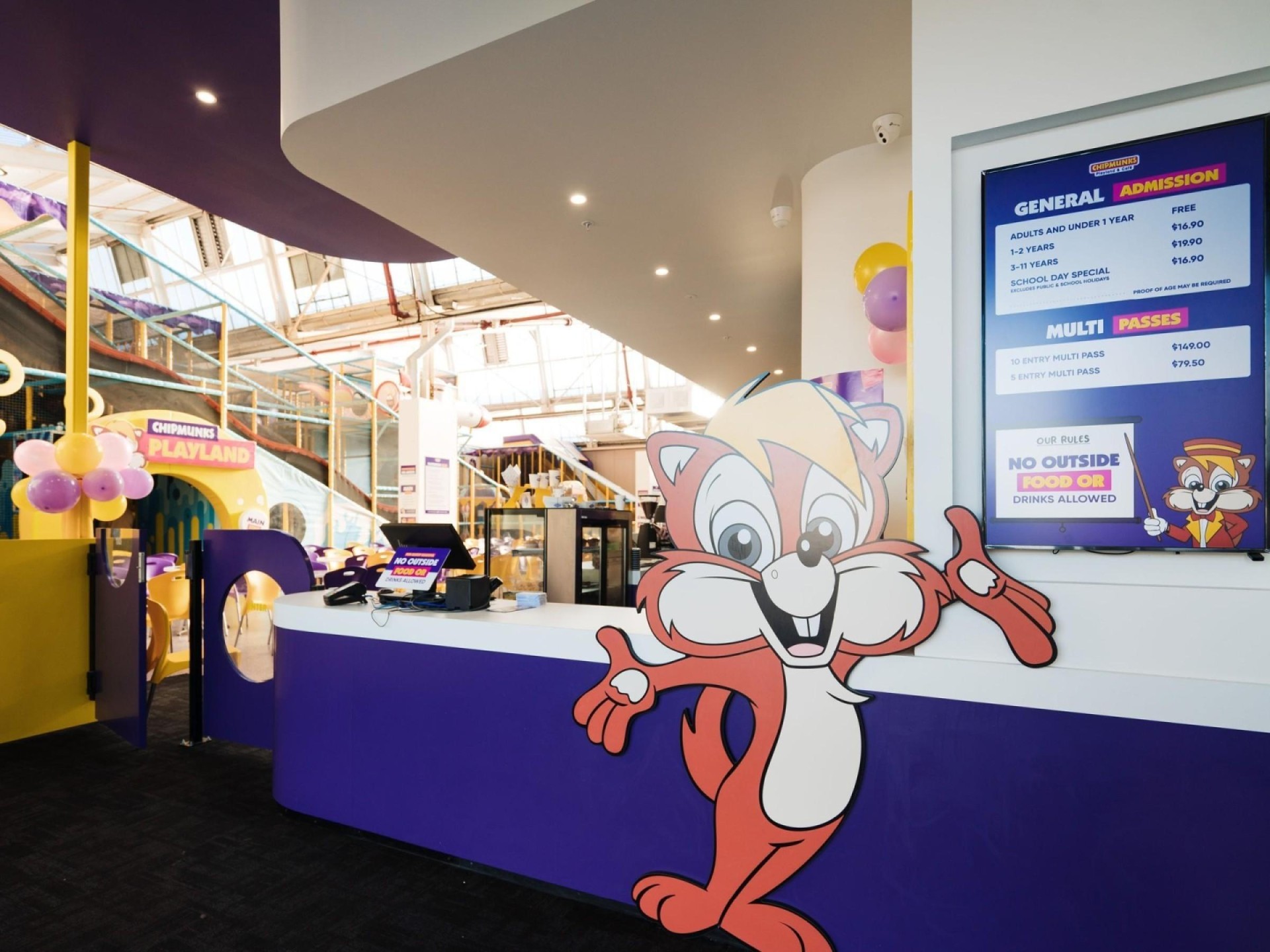 Chipmunks Indoor Playground Franchise 681959 3