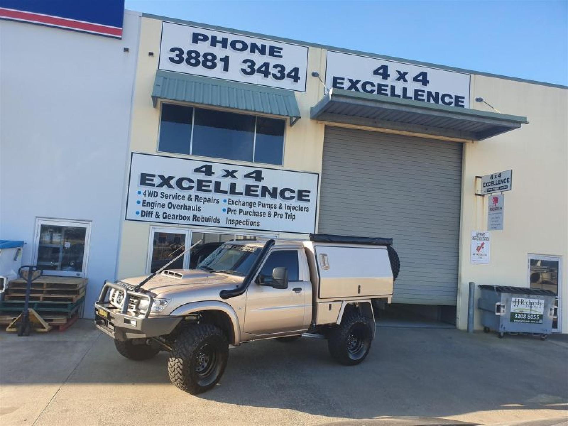 4x4 Specialist Centre For 686392 1