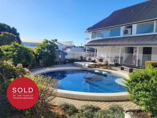 28-ROOM LEASEHOLD MOTEL WITH 2 HOURS FROM BRISBANE – 1947ML