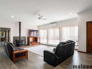 High-Potential Pet Boarding & Grooming Business For Sale - Lifestyle Property with Rural Charm - Prime Mount Gambier, SA - Fully Licensed - High-Expos
