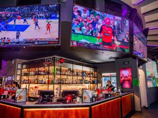 THE SPORTING GLOBE BAR & GRILL – PLENTY VALLEY, VICTORIA