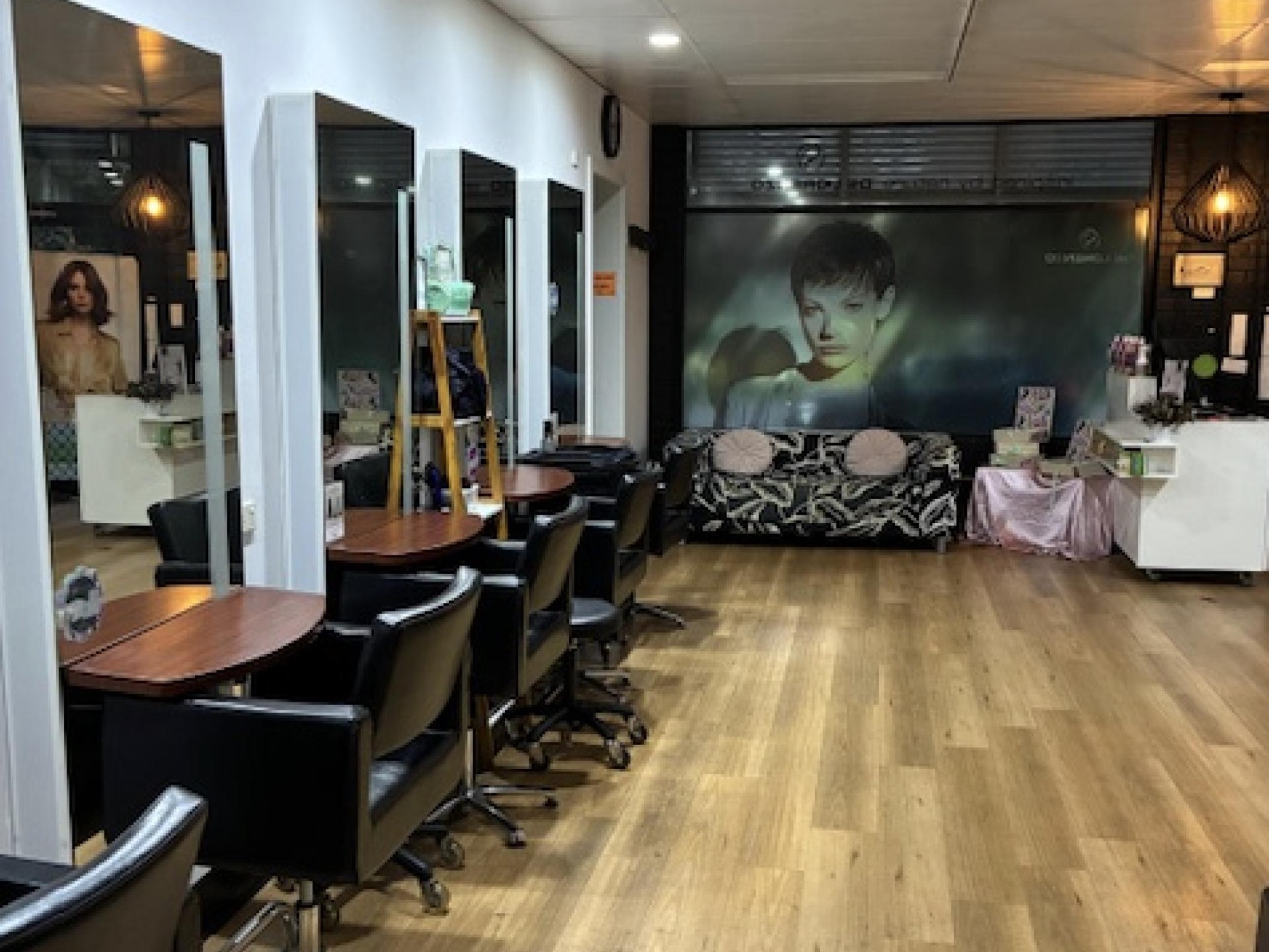 Hair And Beauty Salon 679740 3