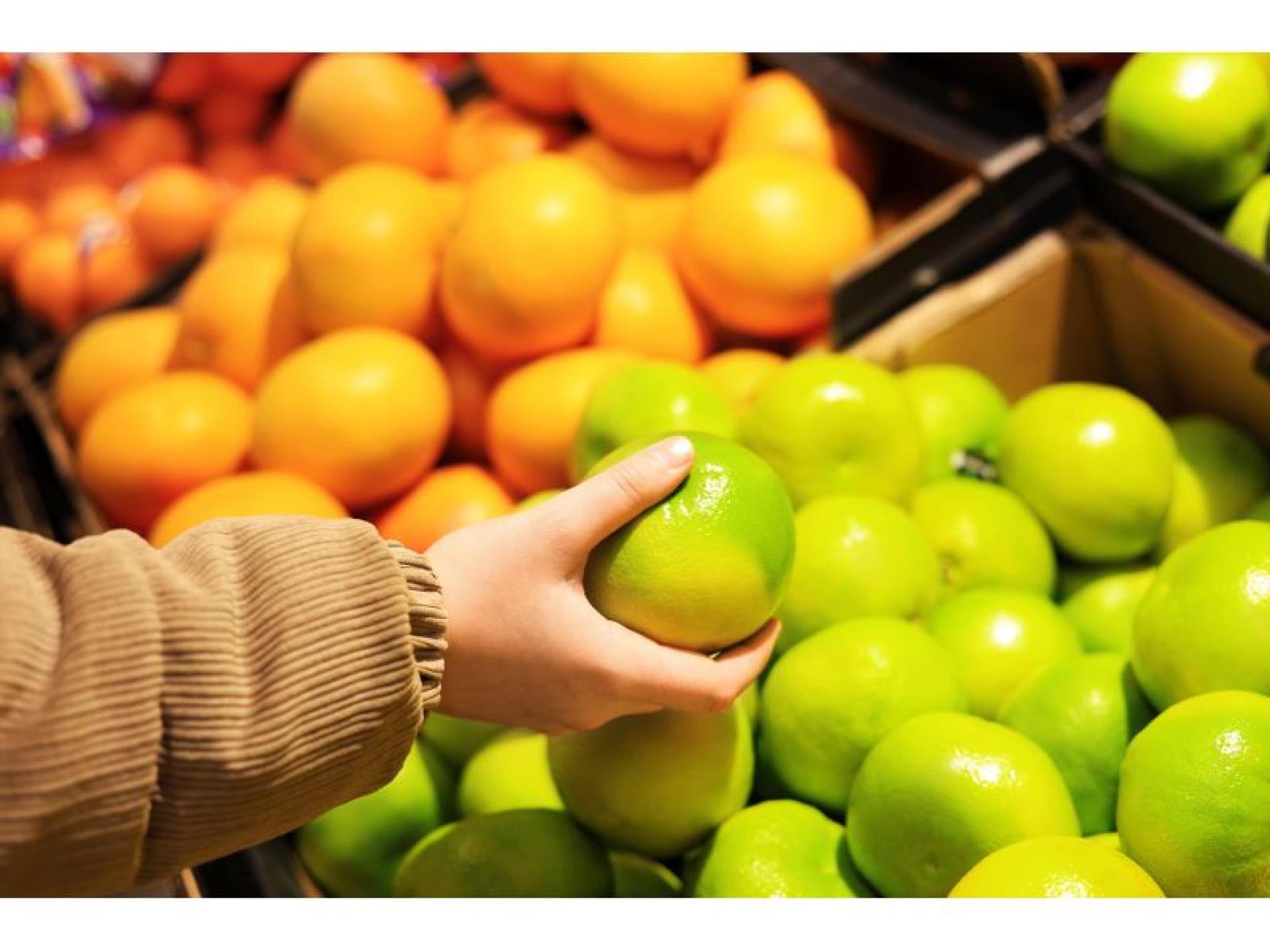 Neighbourhood Fruit Market – 684488 2