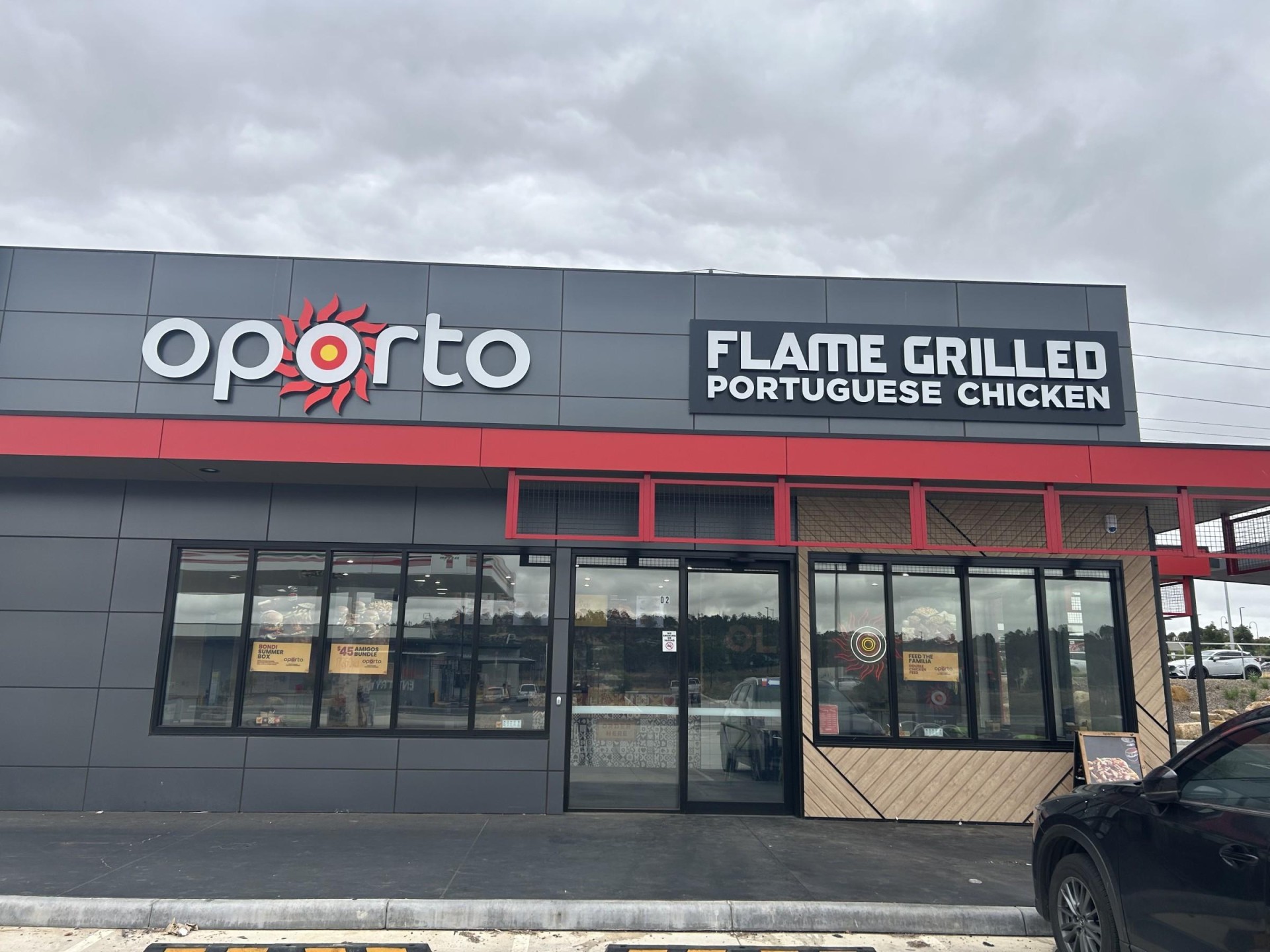 Oporto Sunbury - Brand 685328 1