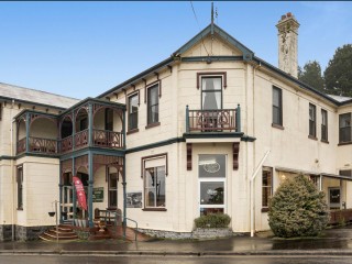 Iconic FHGC Bischoff Hotel Waratah Tasmania Historic $1mPlus T/O Potential to Do More $1,250,000+sav