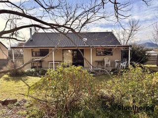 MOTIVATED SELLER-CHARMING & LOW-MAINTENANCE — YOUR PERFECT START OR SMART DOWNSIZE