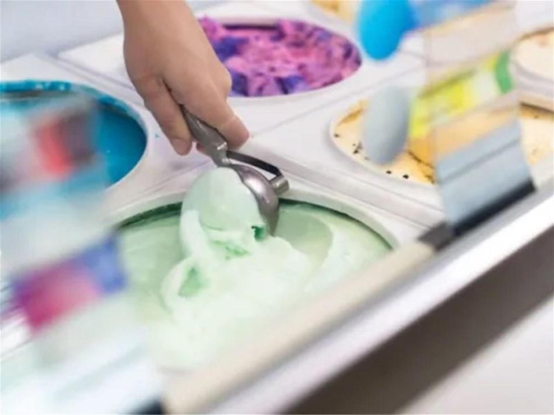 Ice Cream Store - 669835 3