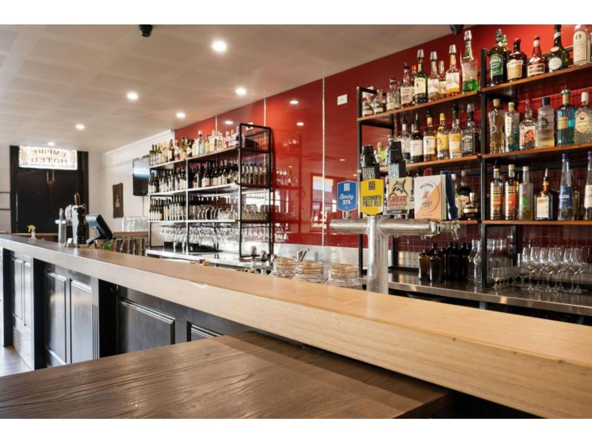Sold - Empire Hotel 654979 3
