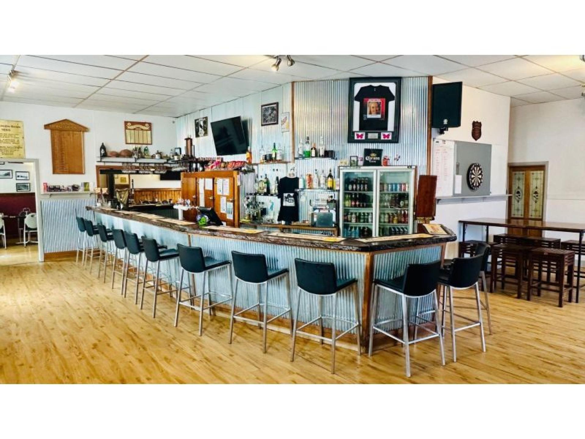 Country Hotel Opportunity - 680886 3