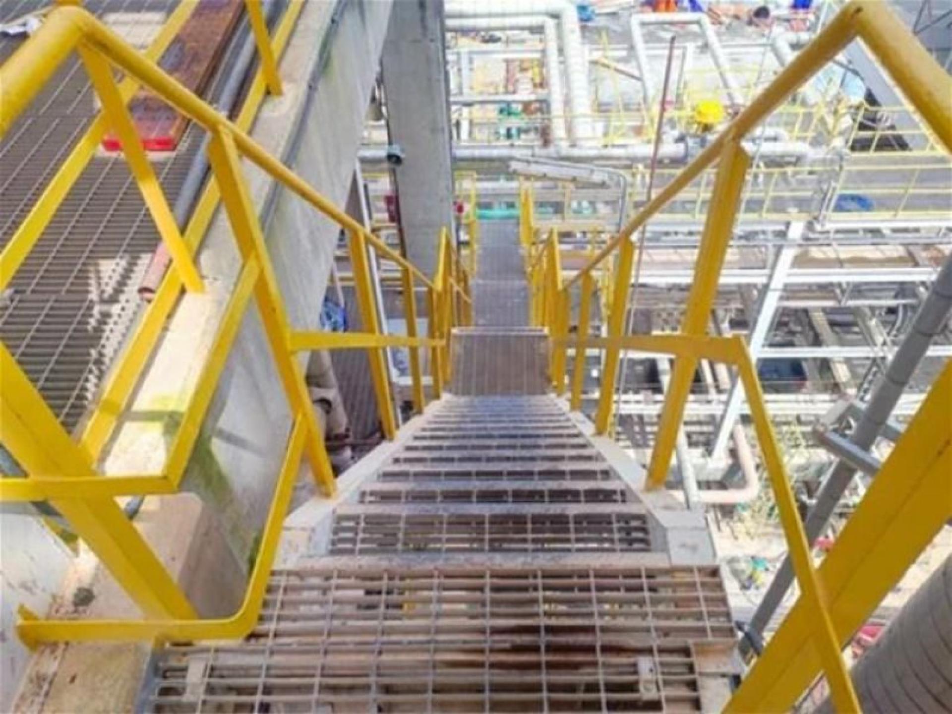 Leading Road Infrastructure Services 664960 3