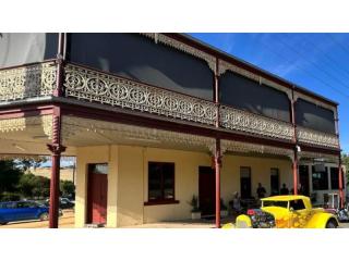 Gladstone Hotel Dookie – Established Country Hotel Opportunity