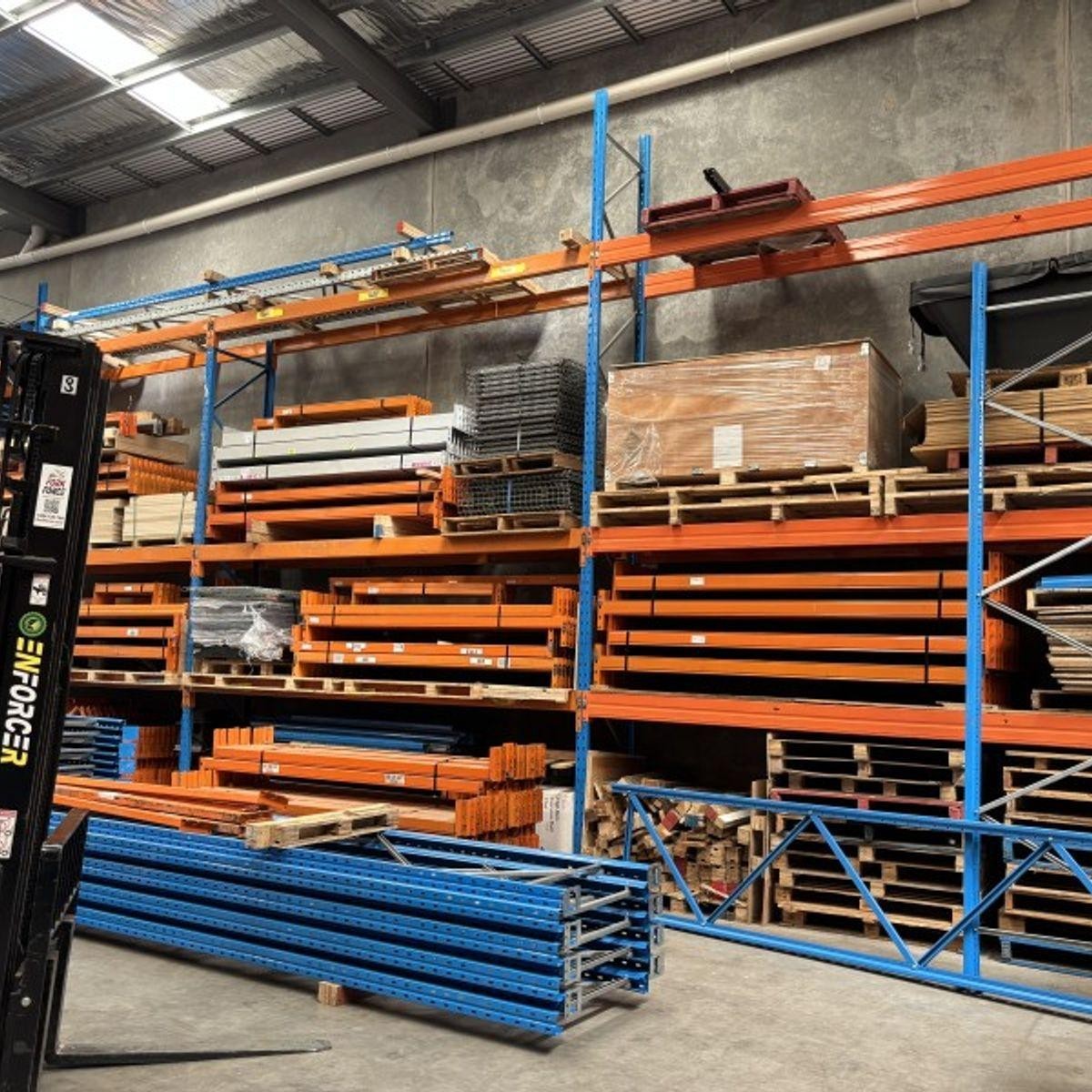 High-margin Warehouse Shelving & 683811 2