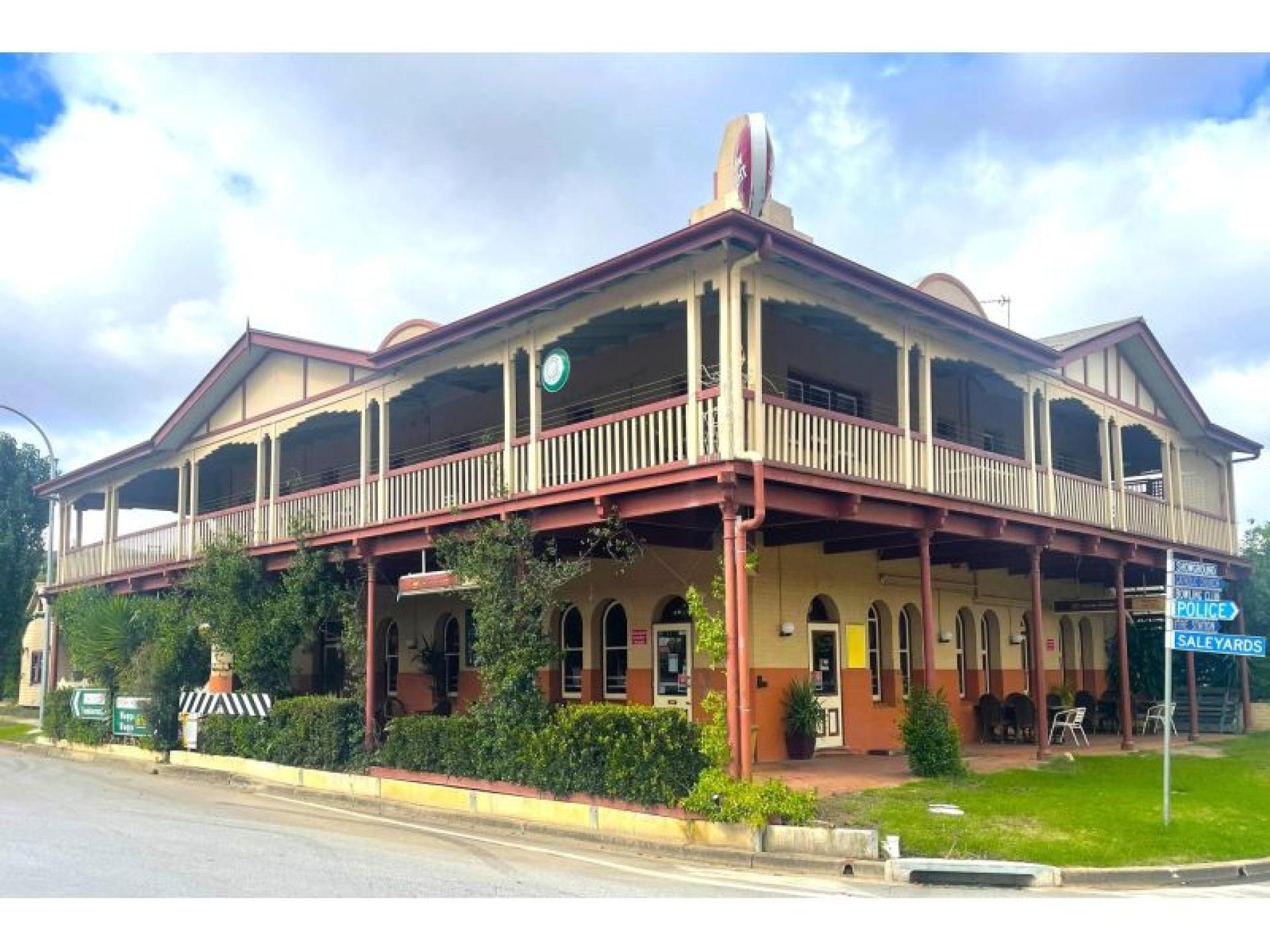 Freehold - Royal Hotel 685992 1