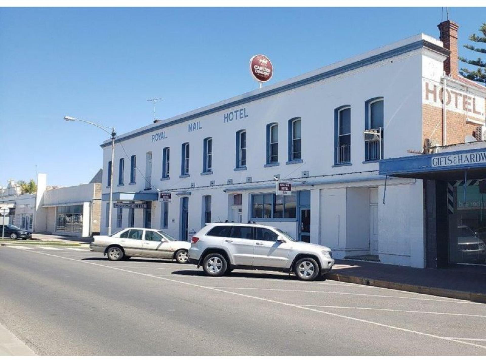 An Amazing Leasehold Hotel 622094 2