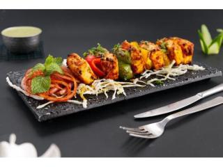 FULLY LICENSED 110 SEATER INDIAN RESTAURANT FOR SALE - MELBOURNE WESTERN SUBURBS