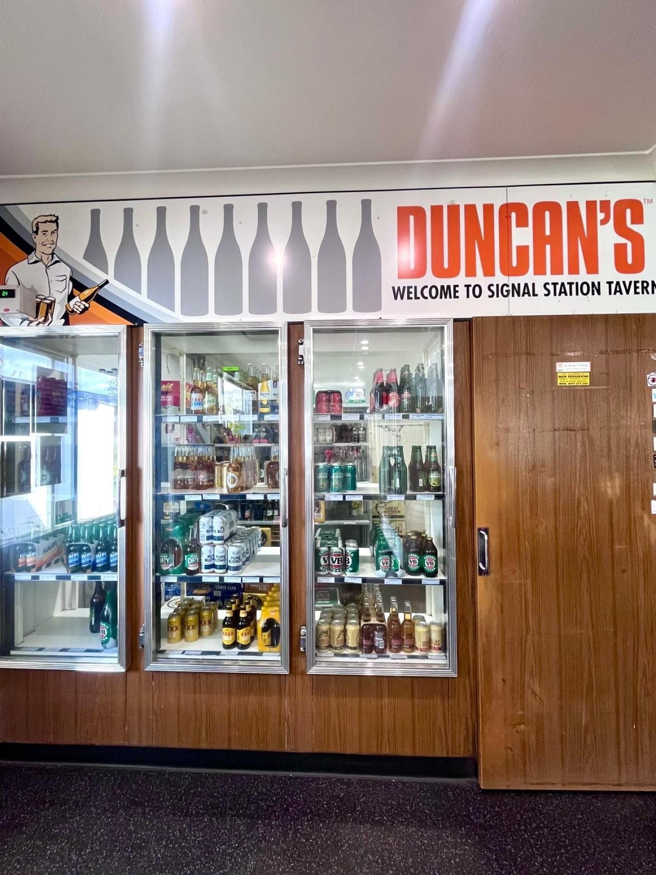 Bottle Shop And Tavern 673220 1