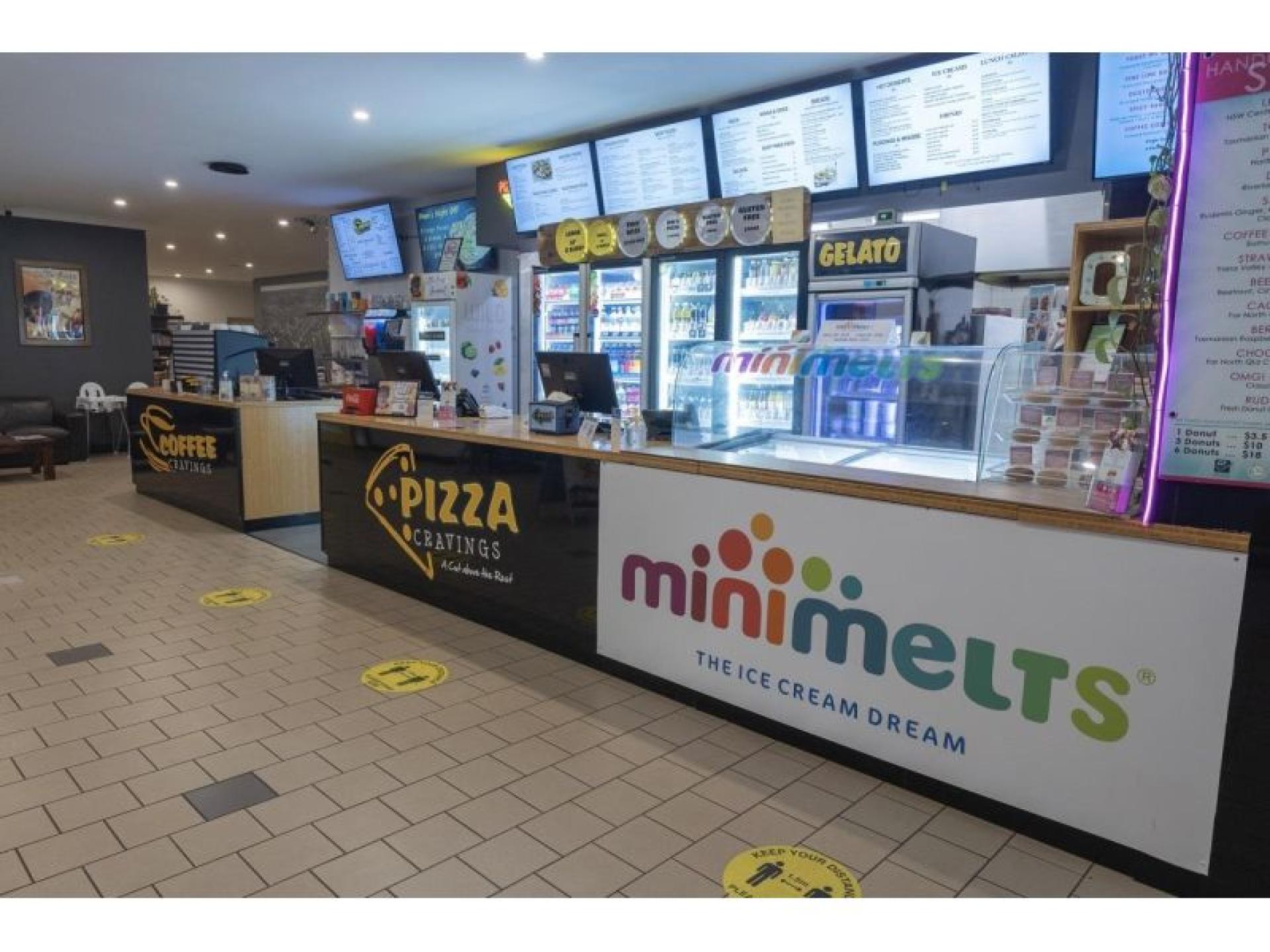 Versatile Pizza Shop And 681069 2