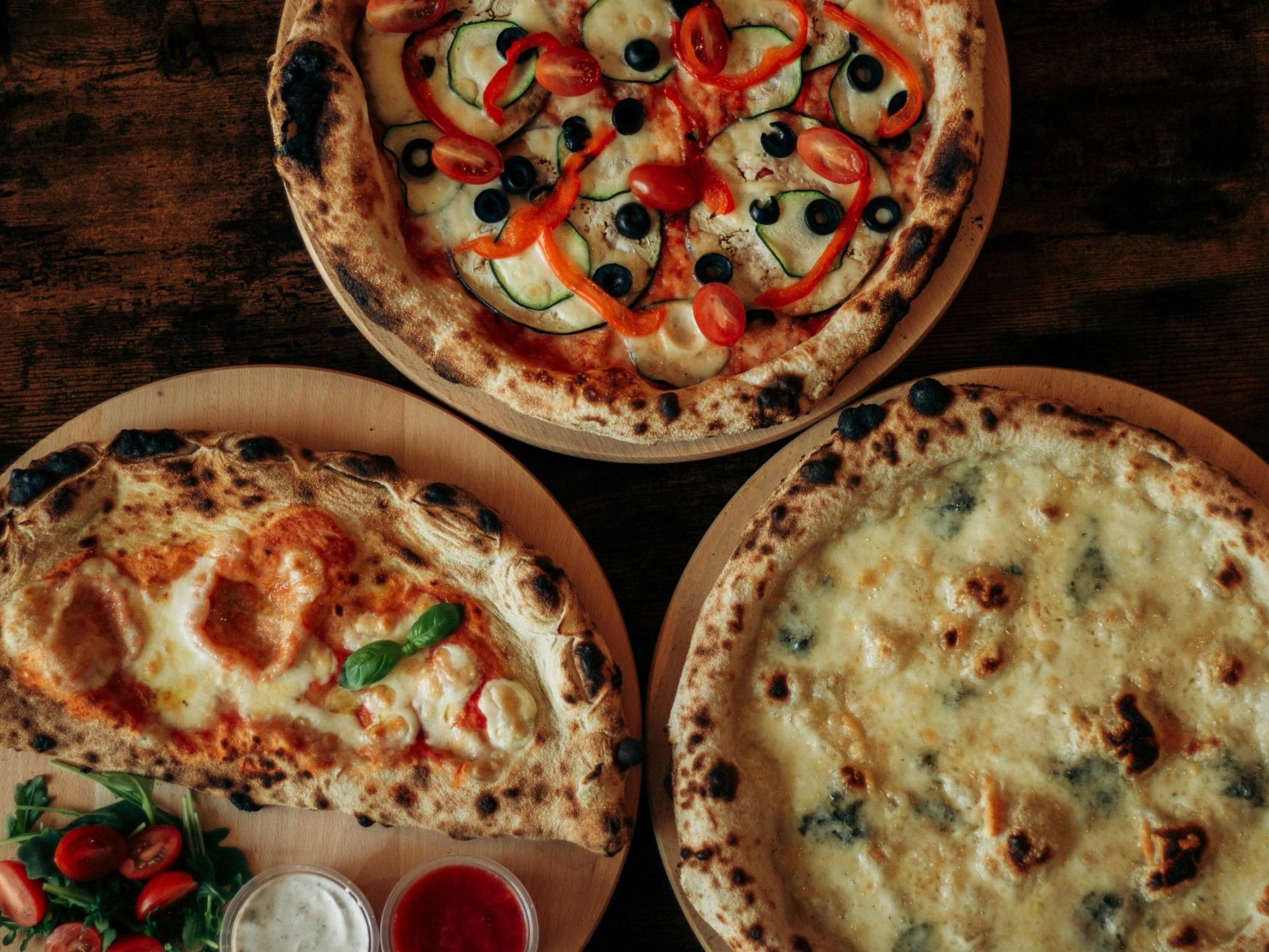 Fully Equipped Leasehold Restaurant 679787 1