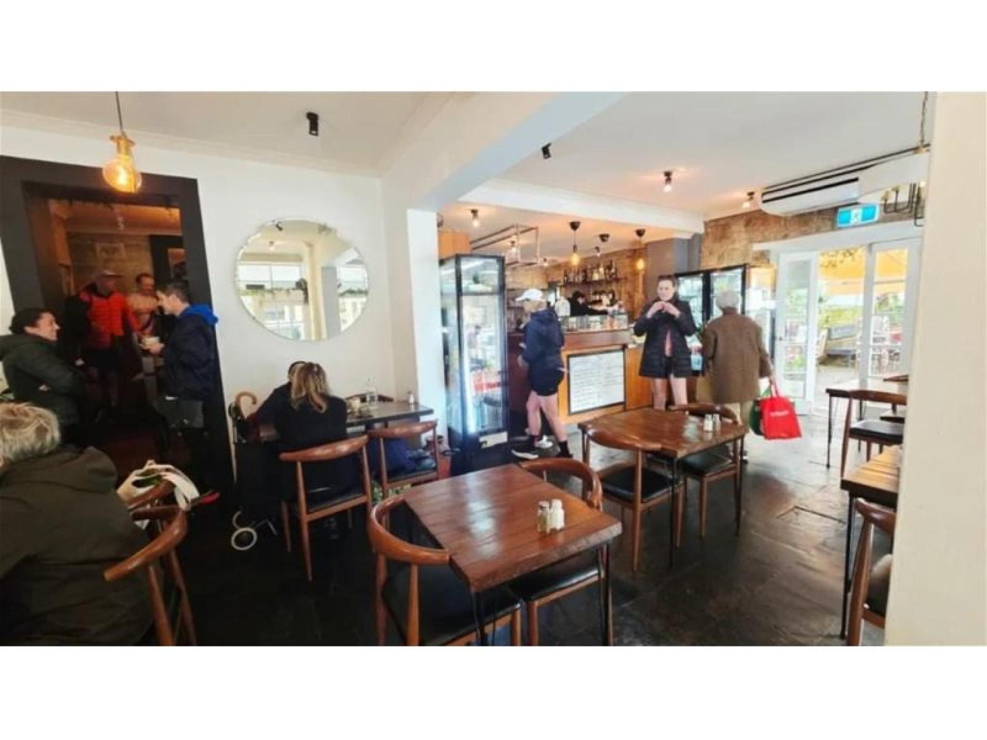 North Sydney Cafe &amp; 686534 3