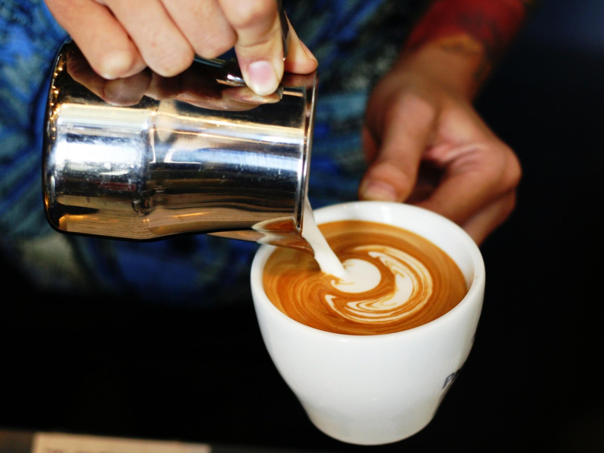 Booming Cafe In Shopping 684416 3