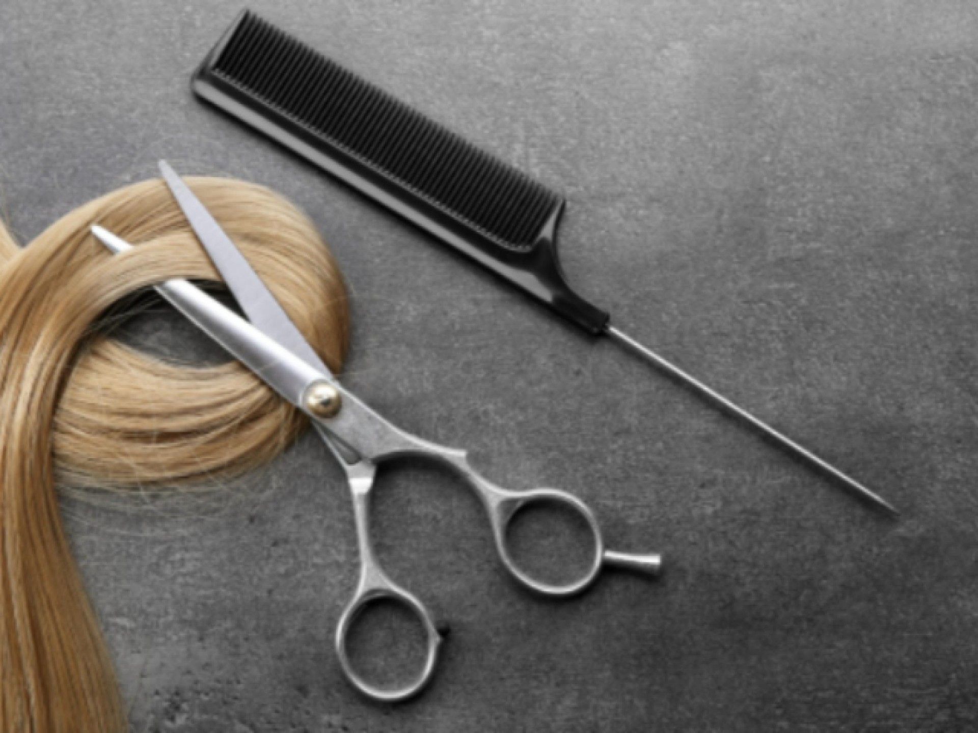 Thriving Hair & Beauty 678975 2