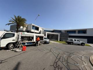 Pressure Cleaning And Gutter Cleaning