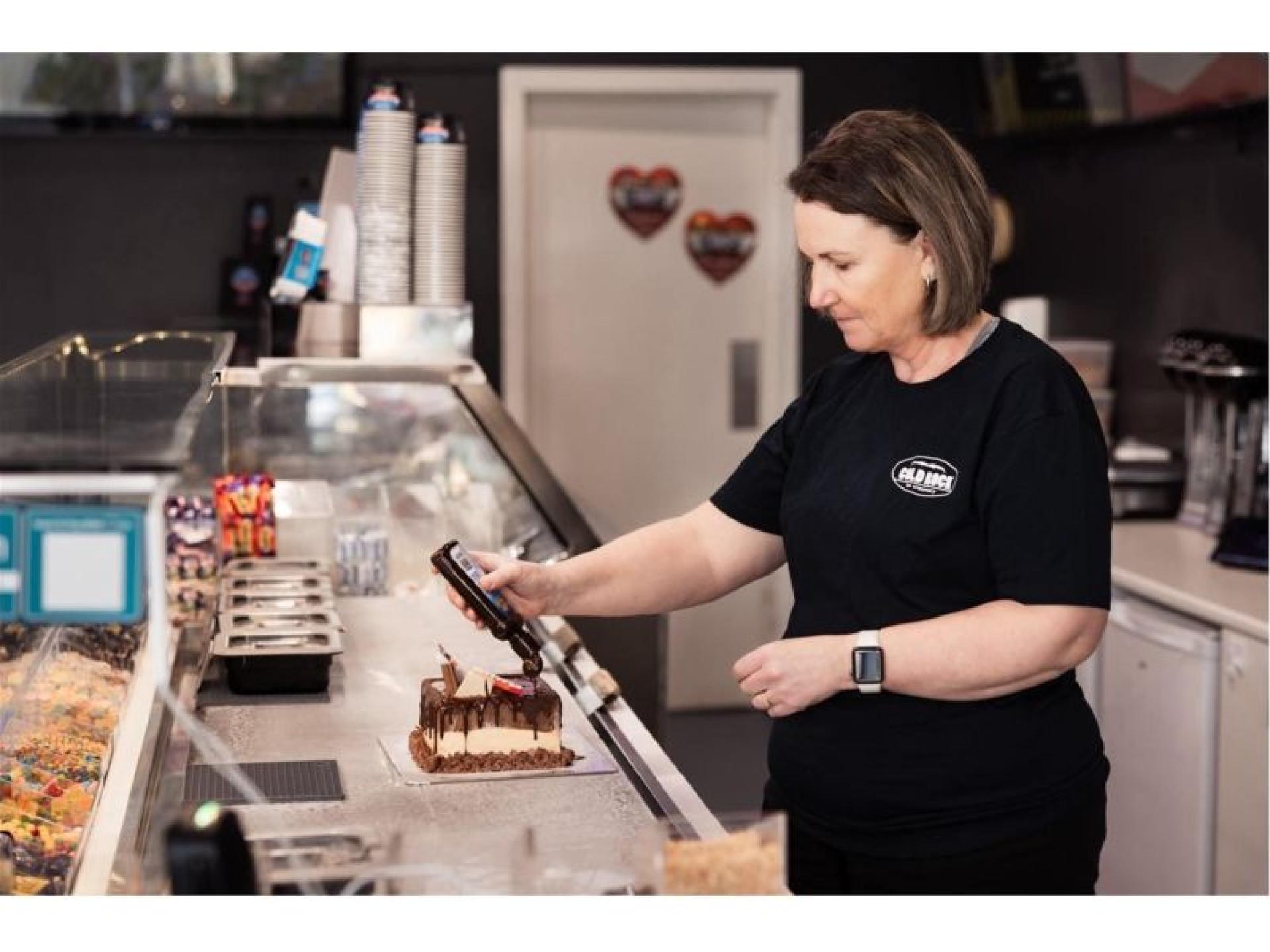 Cold Rock Ice Creamery 668671 2